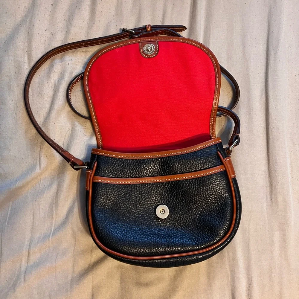 Dooney & Bourke Crossbody Bag & Wallet - Picture 5 of 6